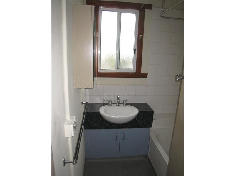 7 Laburnum Grove, Doveton VIC 3177