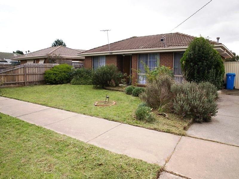 29 Ivan Crescent, Hampton Park VIC 3976
