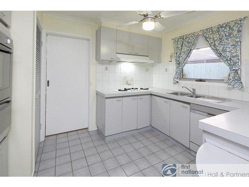 6 Eildon Road, Endeavour Hills VIC 3802