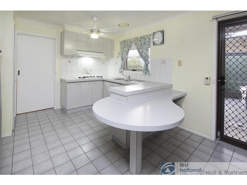 6 Eildon Road, Endeavour Hills VIC 3802