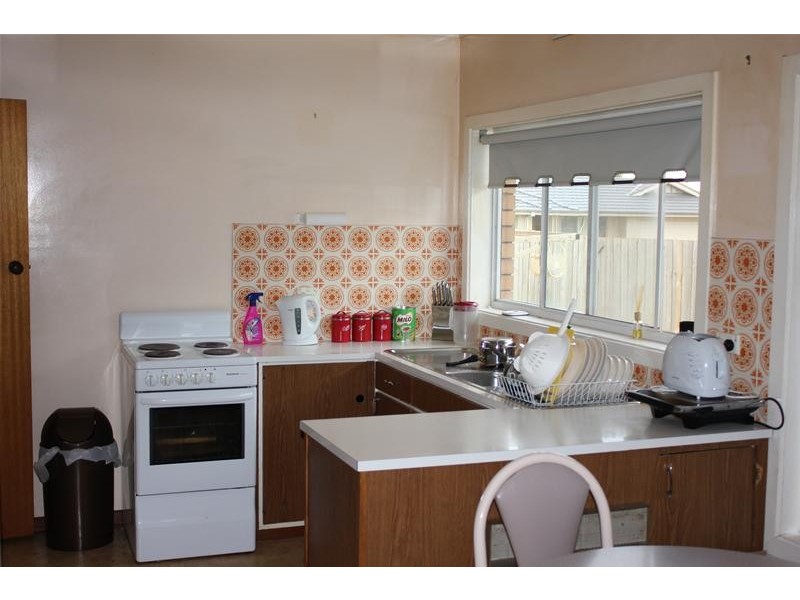 51 Longwarry Road, Drouin VIC 3818