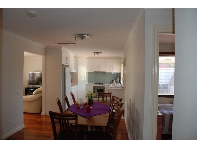 24 John Fawkner Drive, Endeavour Hills VIC 3802