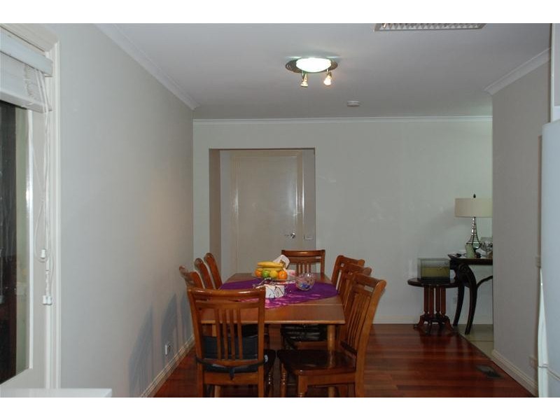 24 John Fawkner Drive, Endeavour Hills VIC 3802