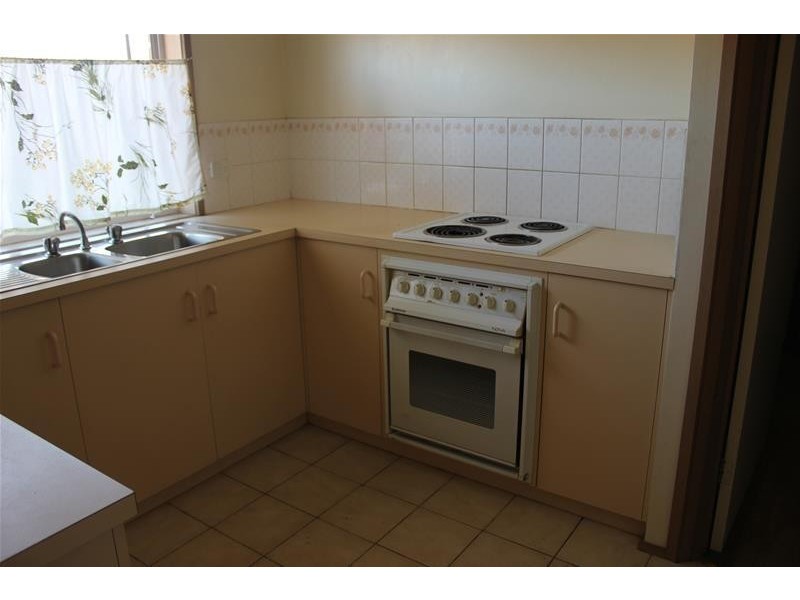 1/40 David Collins Drive, Endeavour Hills VIC 3802