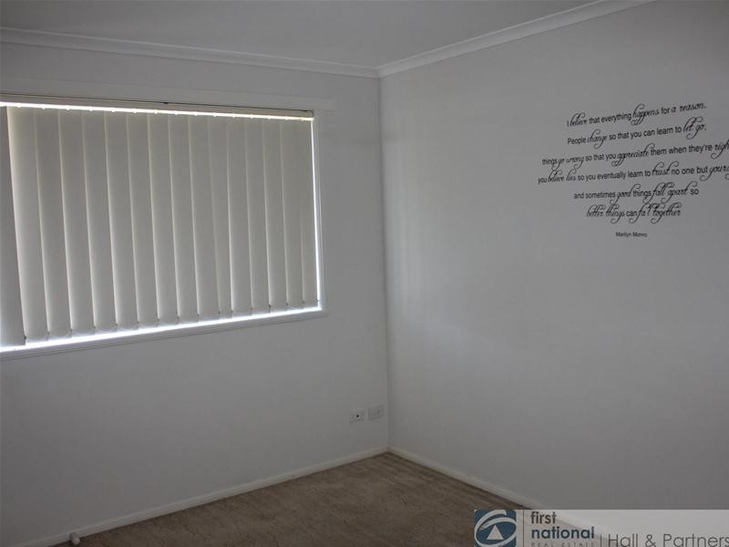 52 Trafalgar Way, Cranbourne North VIC 3977