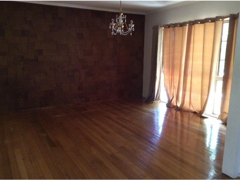 26 Camellia Avenue, Noble Park North VIC 3174