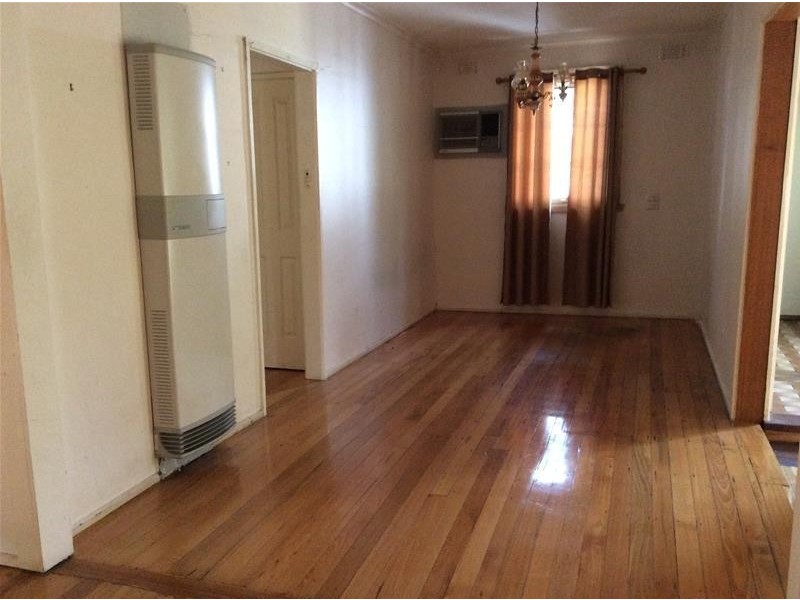 26 Camellia Avenue, Noble Park North VIC 3174