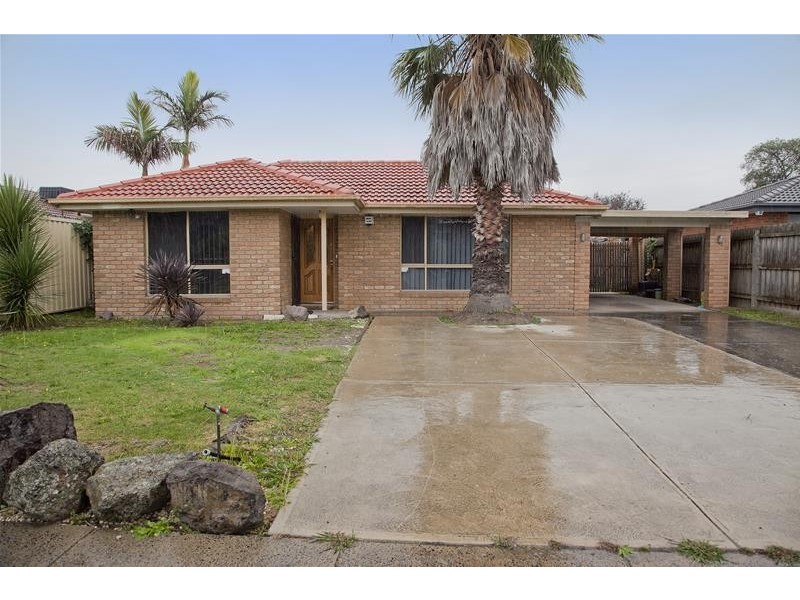 13 Rhonda Close, Endeavour Hills VIC 3802