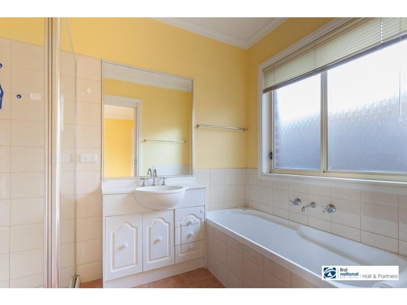 3/22 Edward Avenue, Dandenong VIC 3175