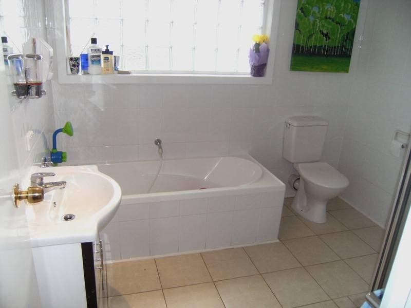 8 Bedford Court, Endeavour Hills VIC 3802