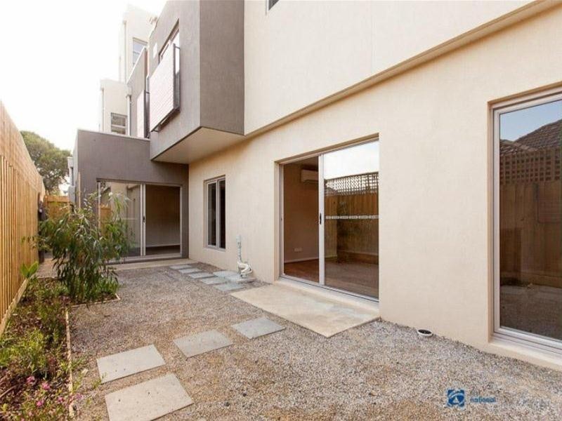 11/27 Police Road, Mulgrave VIC 3170