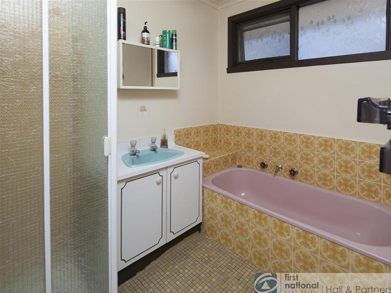 14 Doveton Avenue, Eumemmerring VIC 3177