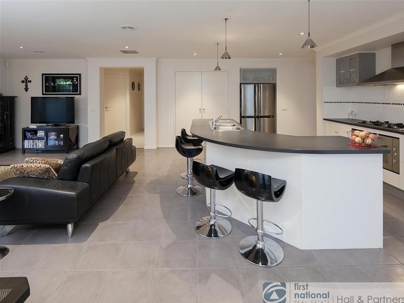 49 Keylana Drive, Keysborough VIC 3173