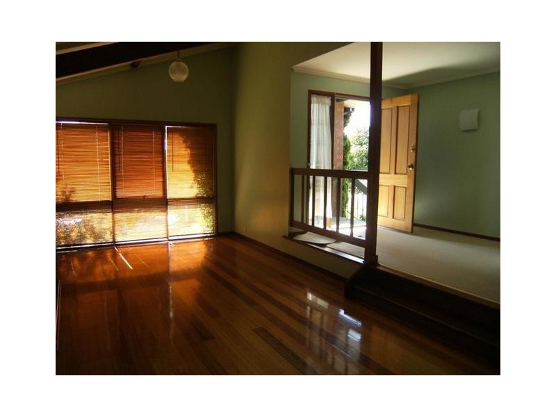 6 Chiswick Court, Endeavour Hills VIC 3802