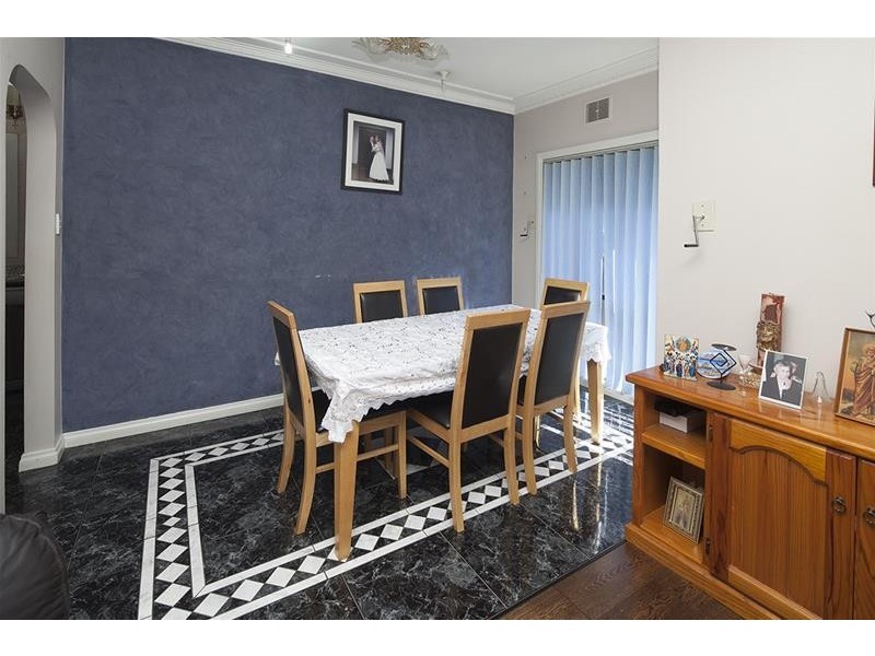 12 Elray Avenue, Dandenong VIC 3175