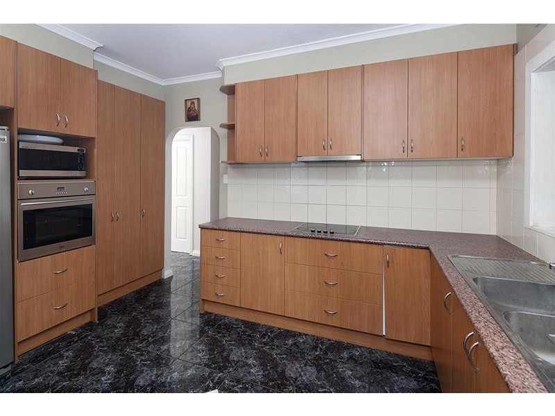 12 Elray Avenue, Dandenong VIC 3175