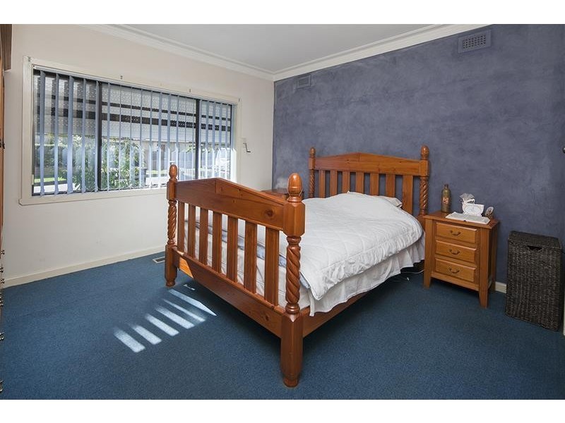 12 Elray Avenue, Dandenong VIC 3175