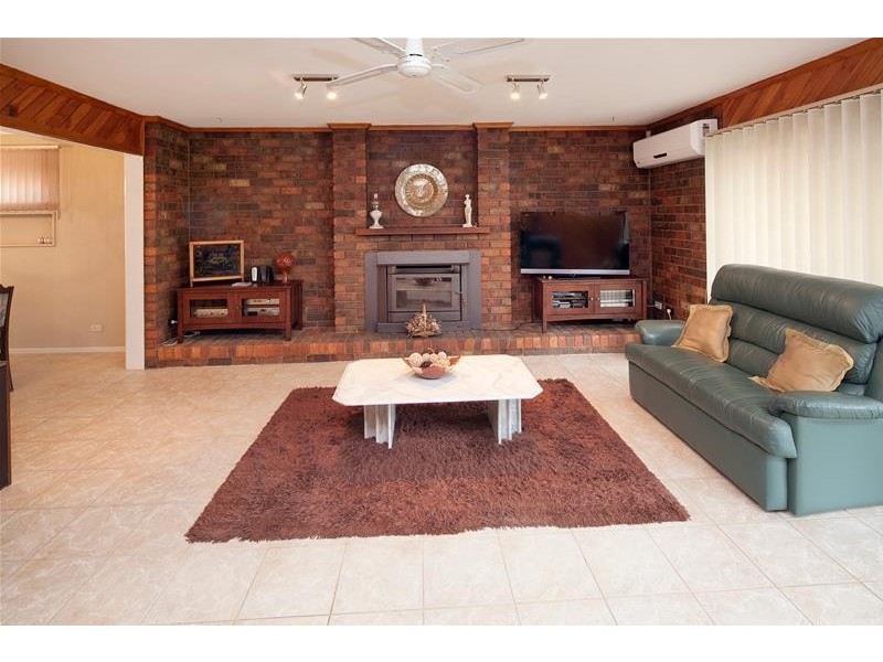 94 Princes Highway, Hallam VIC 3803