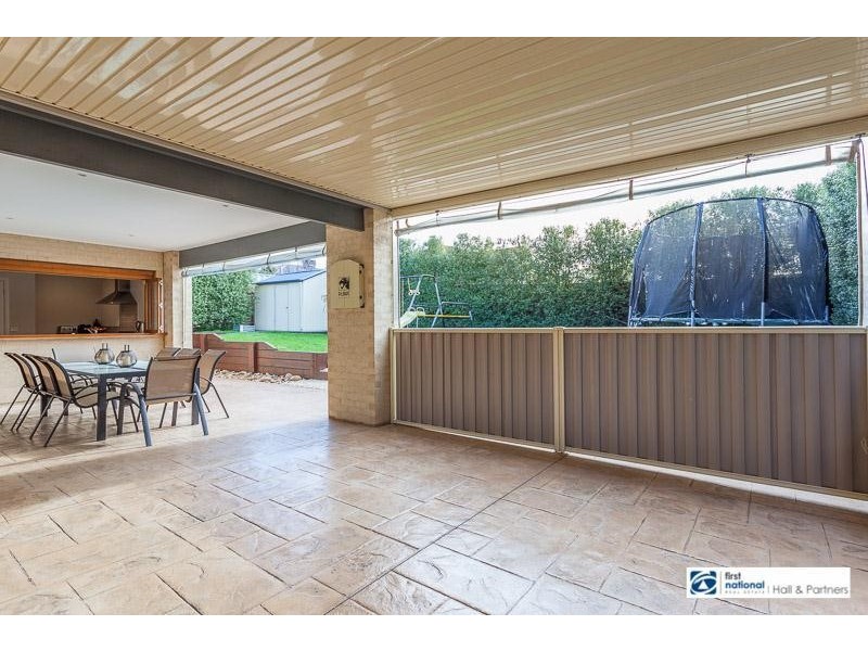 44 Sheldon Drive, Berwick VIC 3806