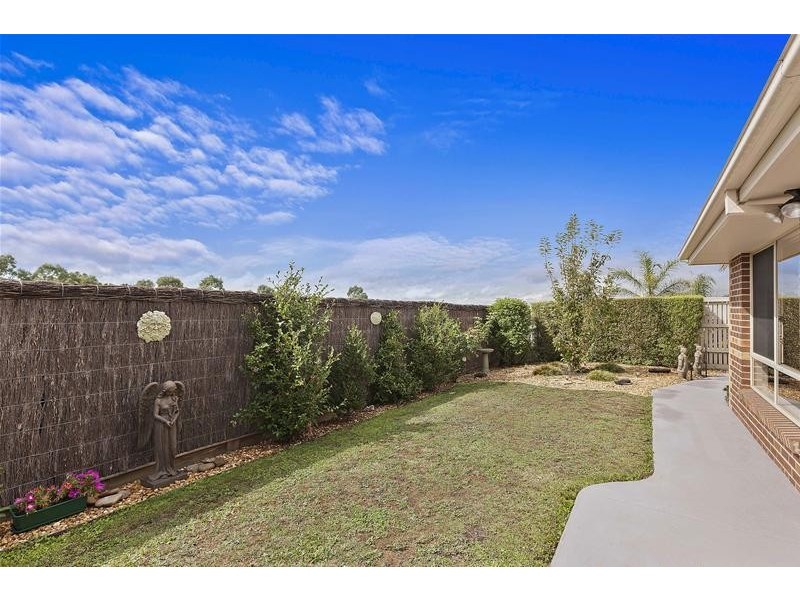 21 Daventry Court, Berwick VIC 3806