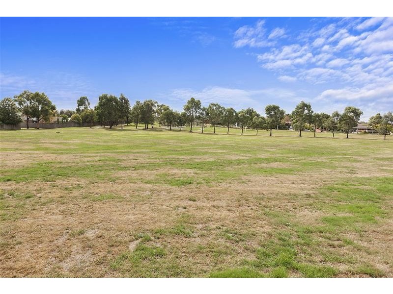 21 Daventry Court, Berwick VIC 3806