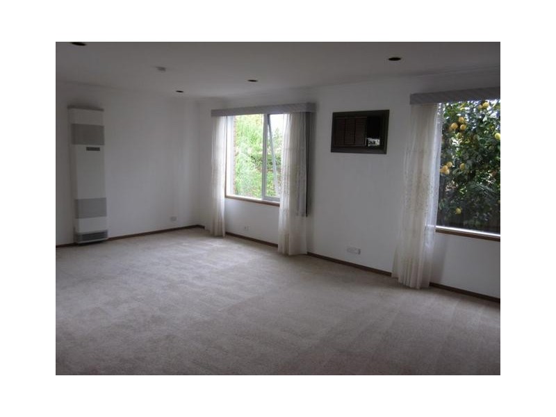 4 Sargood Court, Endeavour Hills VIC 3802