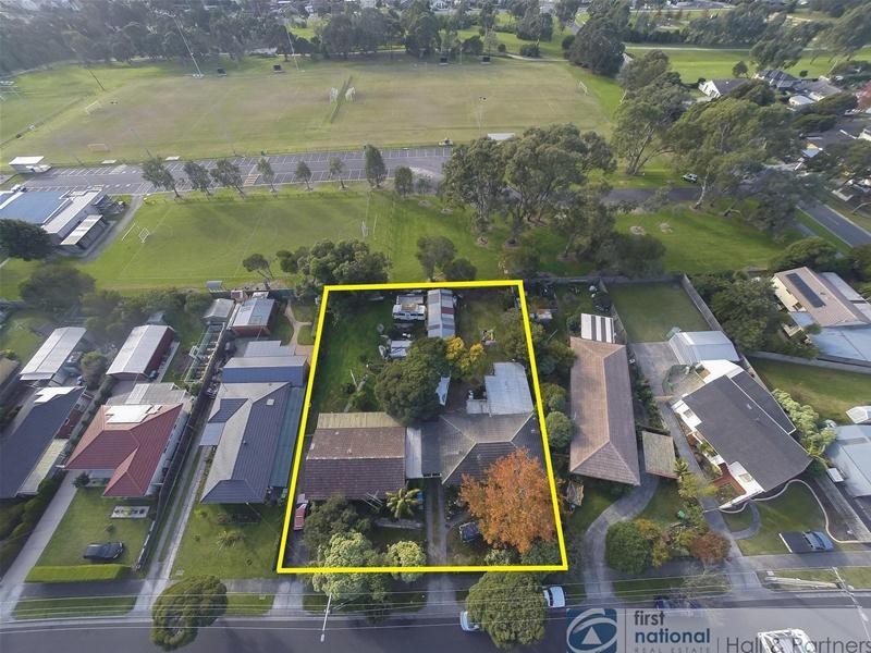 8 Riverview Crescent, Eumemmerring VIC 3177