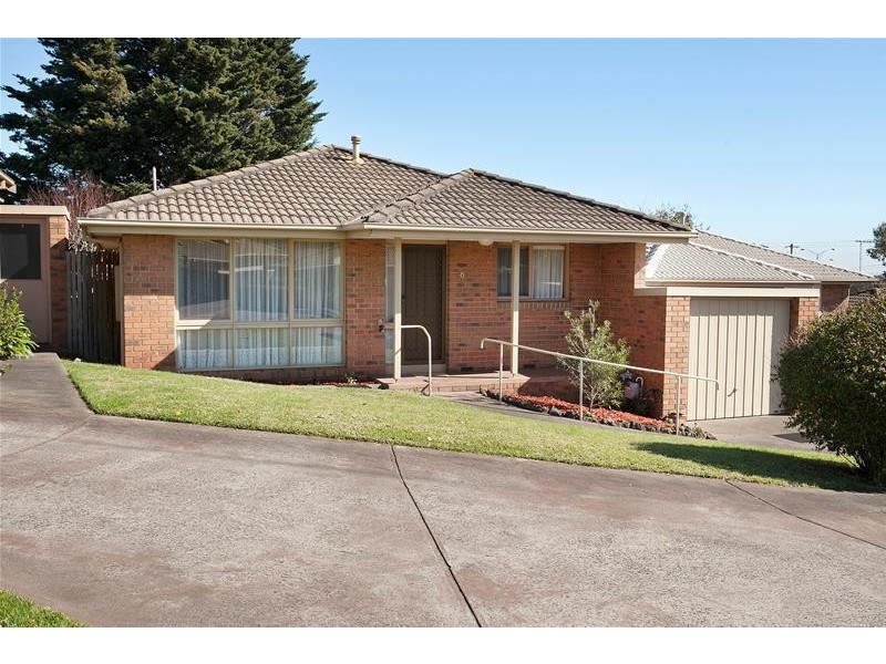 6/13 Endeavour Crescent, Endeavour Hills VIC 3802
