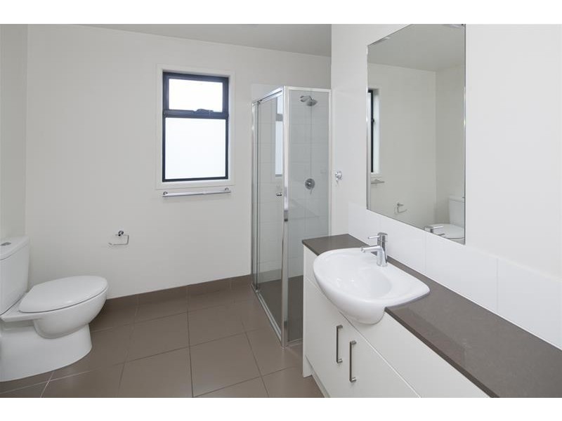 18/3 Close Avenue, Dandenong VIC 3175