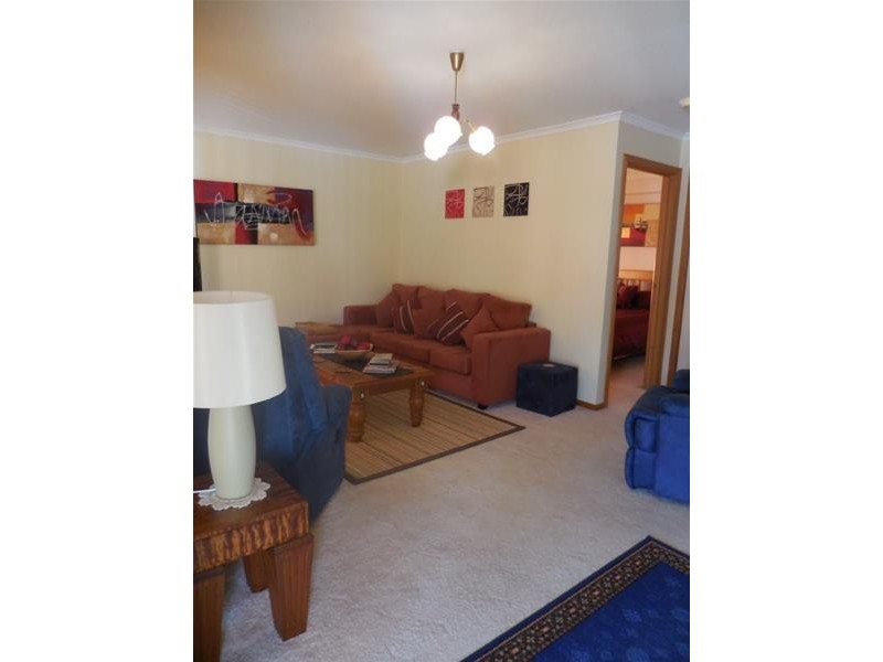 11 Pinto Close, Endeavour Hills VIC 3802