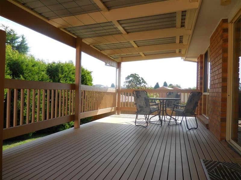 11 Pinto Close, Endeavour Hills VIC 3802