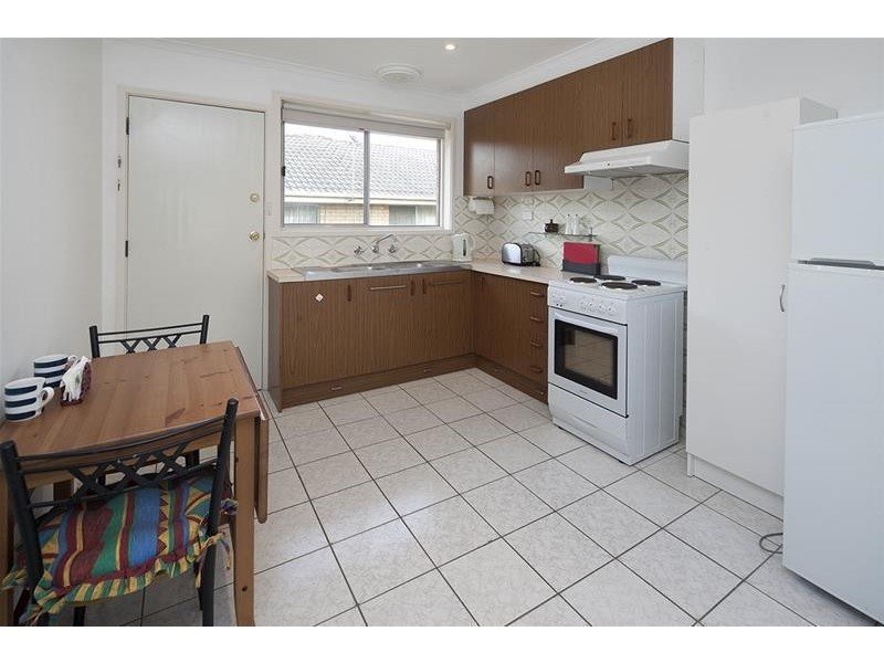 8/52-54 King George Parade, Dandenong VIC 3175