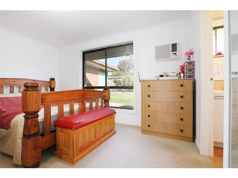 11 Holmbury Boulevard, Mulgrave VIC 3170