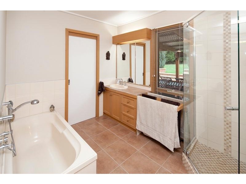 1 Fontaine Terrace, Narre Warren North VIC 3804