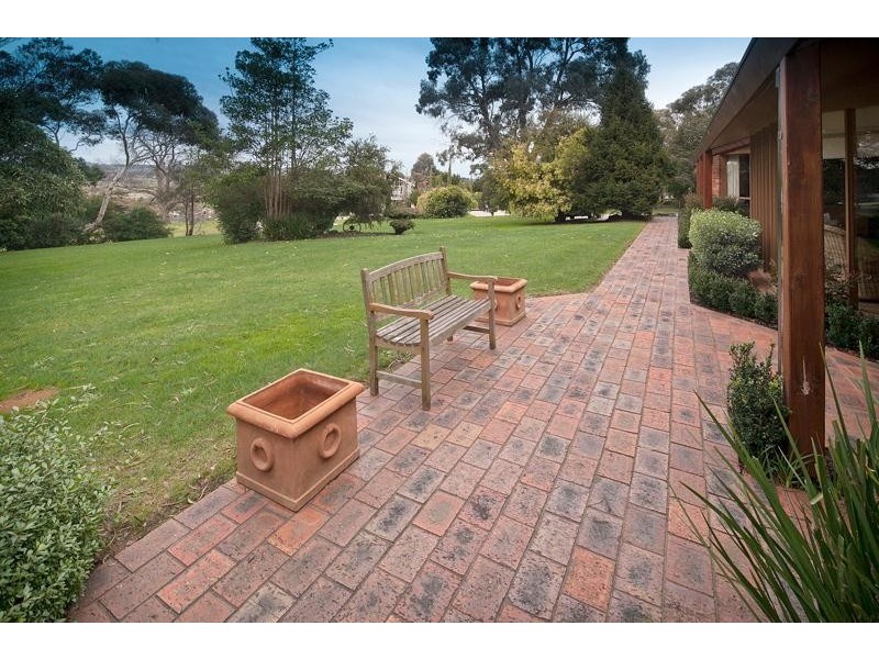 1 Fontaine Terrace, Narre Warren North VIC 3804