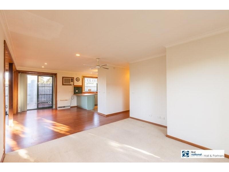 2/34 Adam Avenue, Hallam VIC 3803