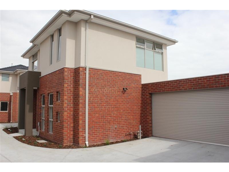 2/5 Holmes Street, Noble Park VIC 3174