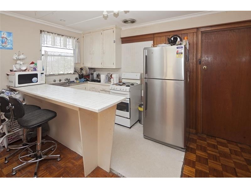 7 Banksia  Street, Doveton VIC 3177