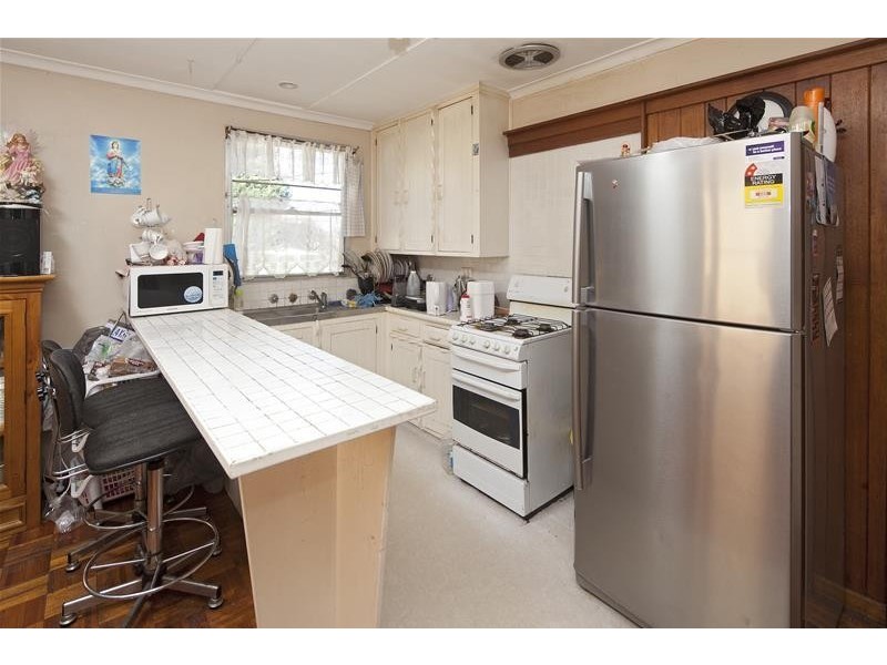 7 Banksia  Street, Doveton VIC 3177