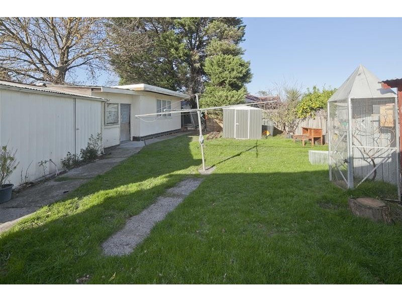 7 Banksia  Street, Doveton VIC 3177