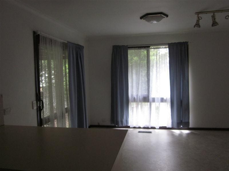 13 Leigh Court, Doveton VIC 3177