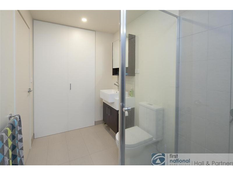 247/80 Cheltenham Road, Dandenong VIC 3175