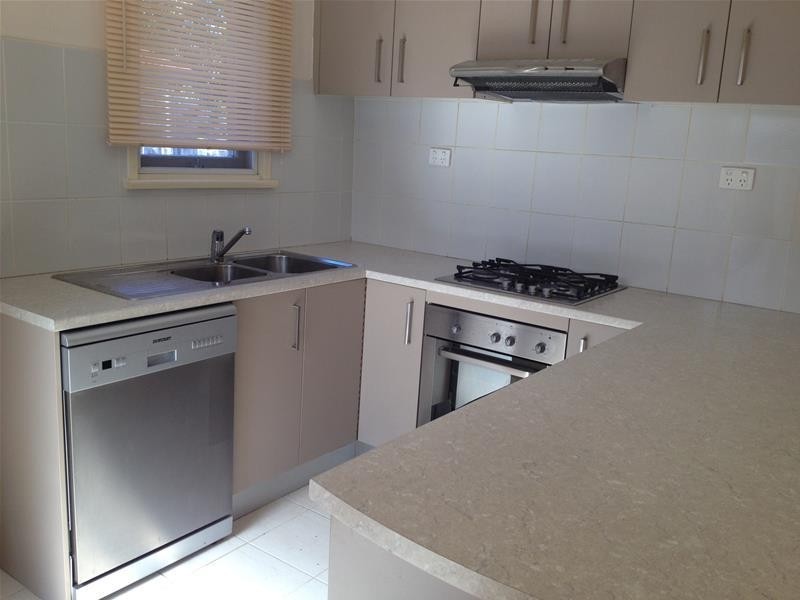 33 Charlton Street, Springvale VIC 3171