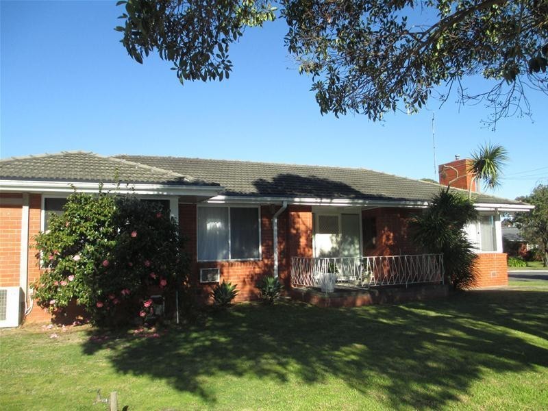 2 Tennyson Court, Mulgrave VIC 3170