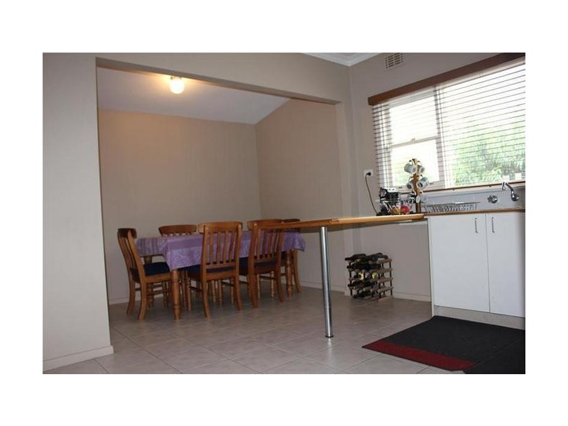 1/2 Southbourne Avenue, Dandenong VIC 3175