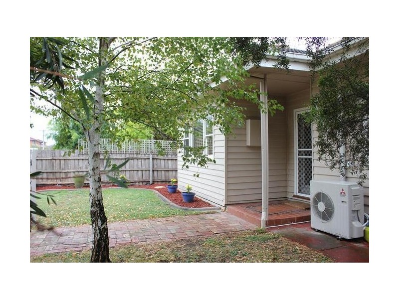 1/2 Southbourne Avenue, Dandenong VIC 3175