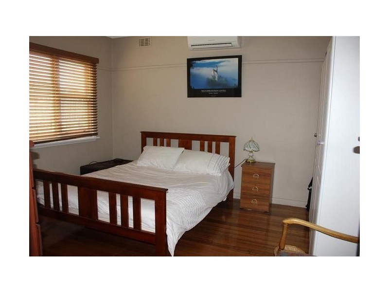 1/2 Southbourne Avenue, Dandenong VIC 3175