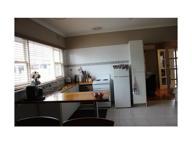 1/2 Southbourne Avenue, Dandenong VIC 3175