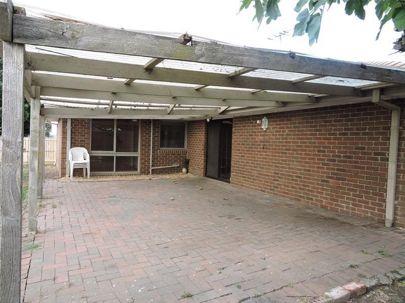 18 George Chudleigh Drive, Hallam VIC 3803