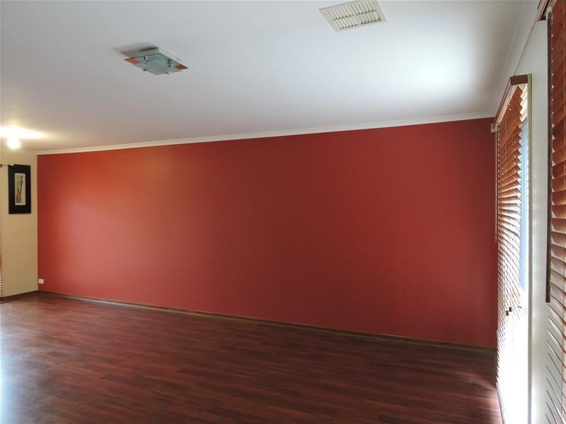 18 George Chudleigh Drive, Hallam VIC 3803